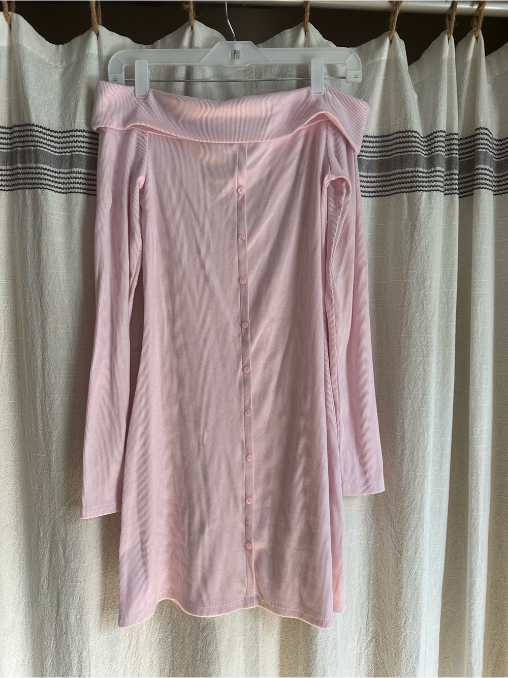 Off-Shoulder Button-Front ribbed dress